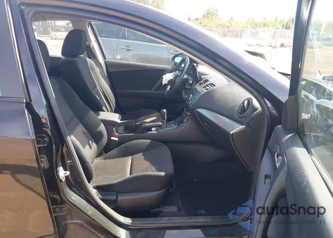 2012 Mazda Mazda3 I Sport из США, поврежденный, VIN JM1BL1UFXC1532018